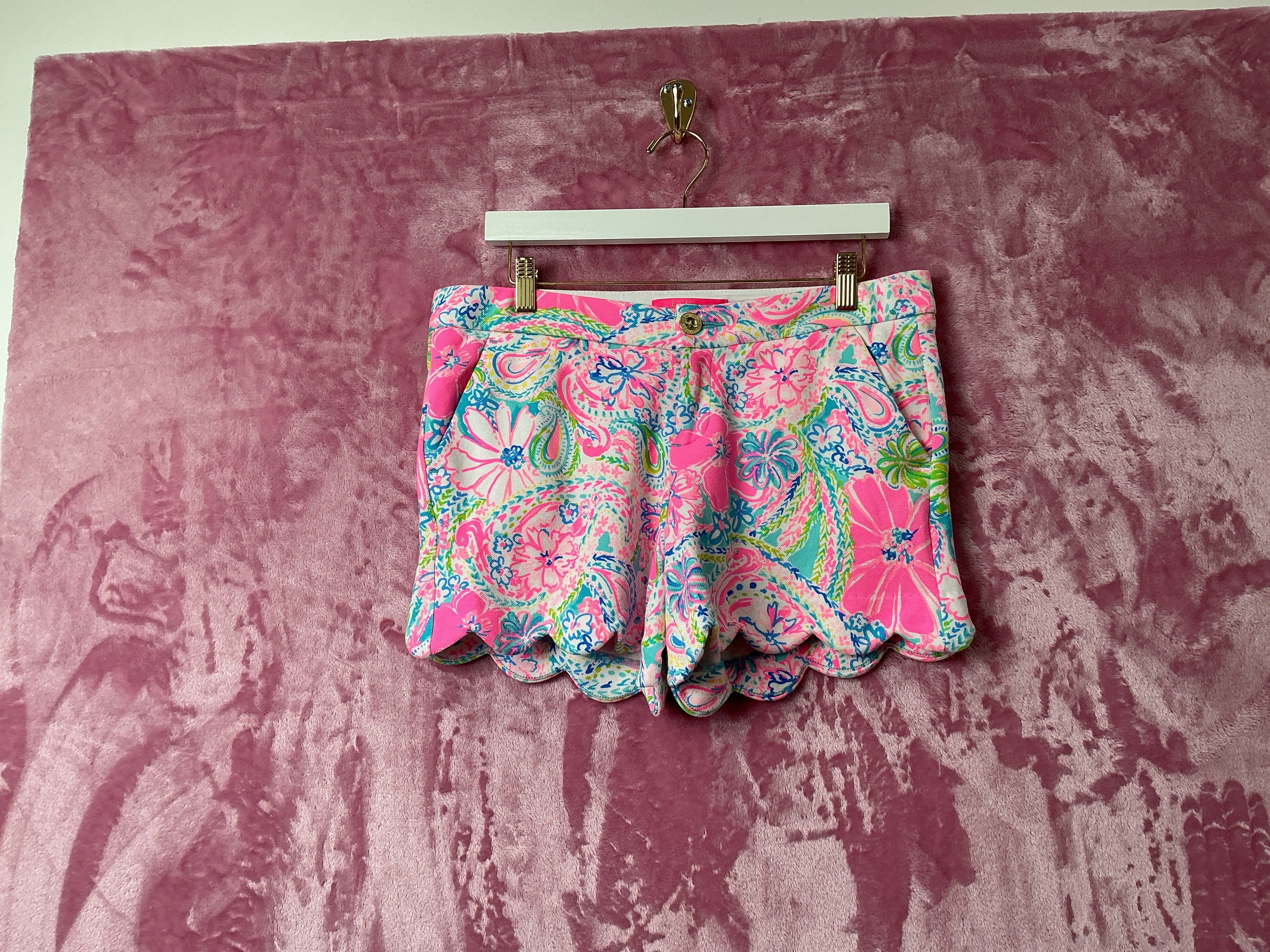 Lilly Pulitzer NWT Buttercup Knit Short Flock Full Of Fun - Size 6