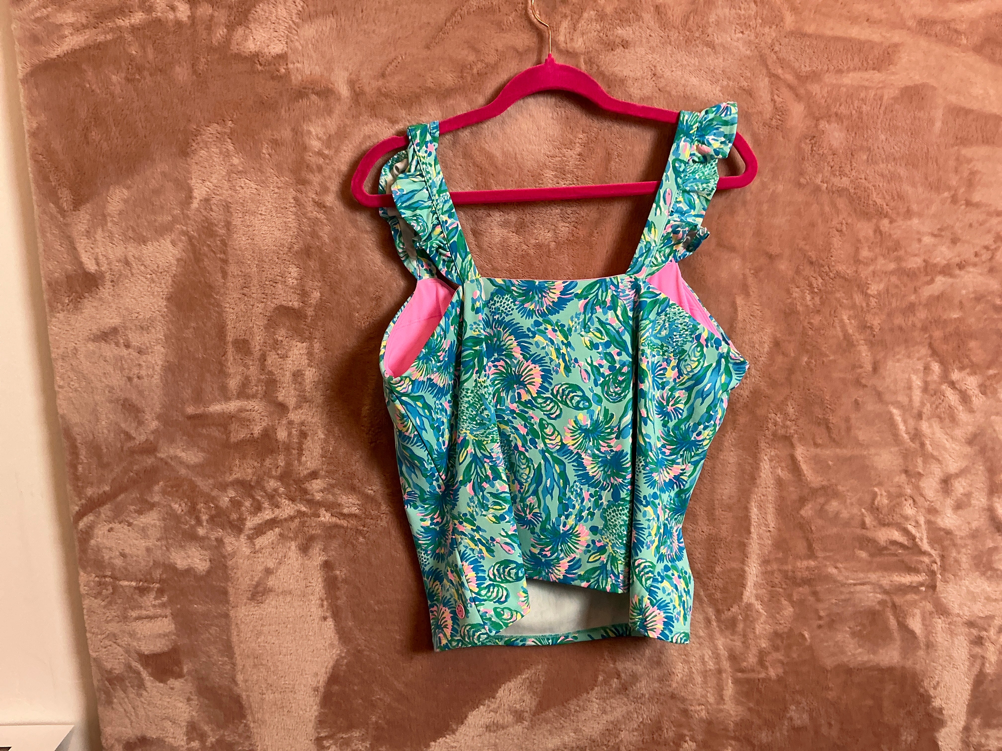 Lilly Pulitzer Top - Size XL
