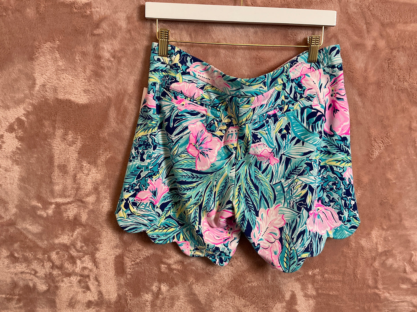 Lilly Pulitzer Short - Size 6