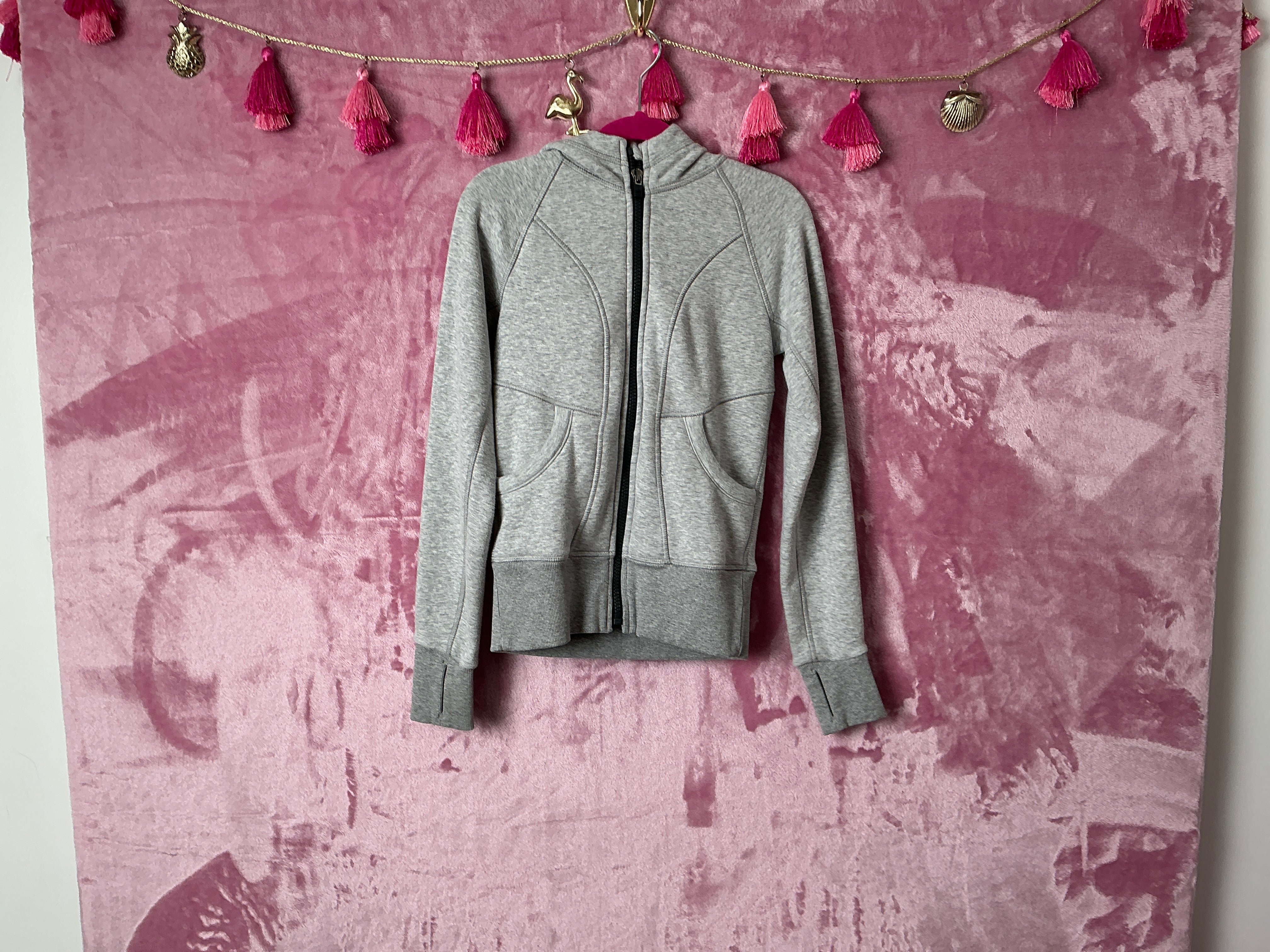Kids Zip Up - Size M 6