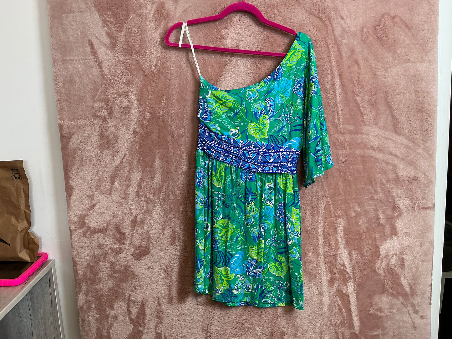 Lilly Pulitzer NWT Niki One Shoulder Romp Botanical Green In A Flutter Engineere - Size 4
