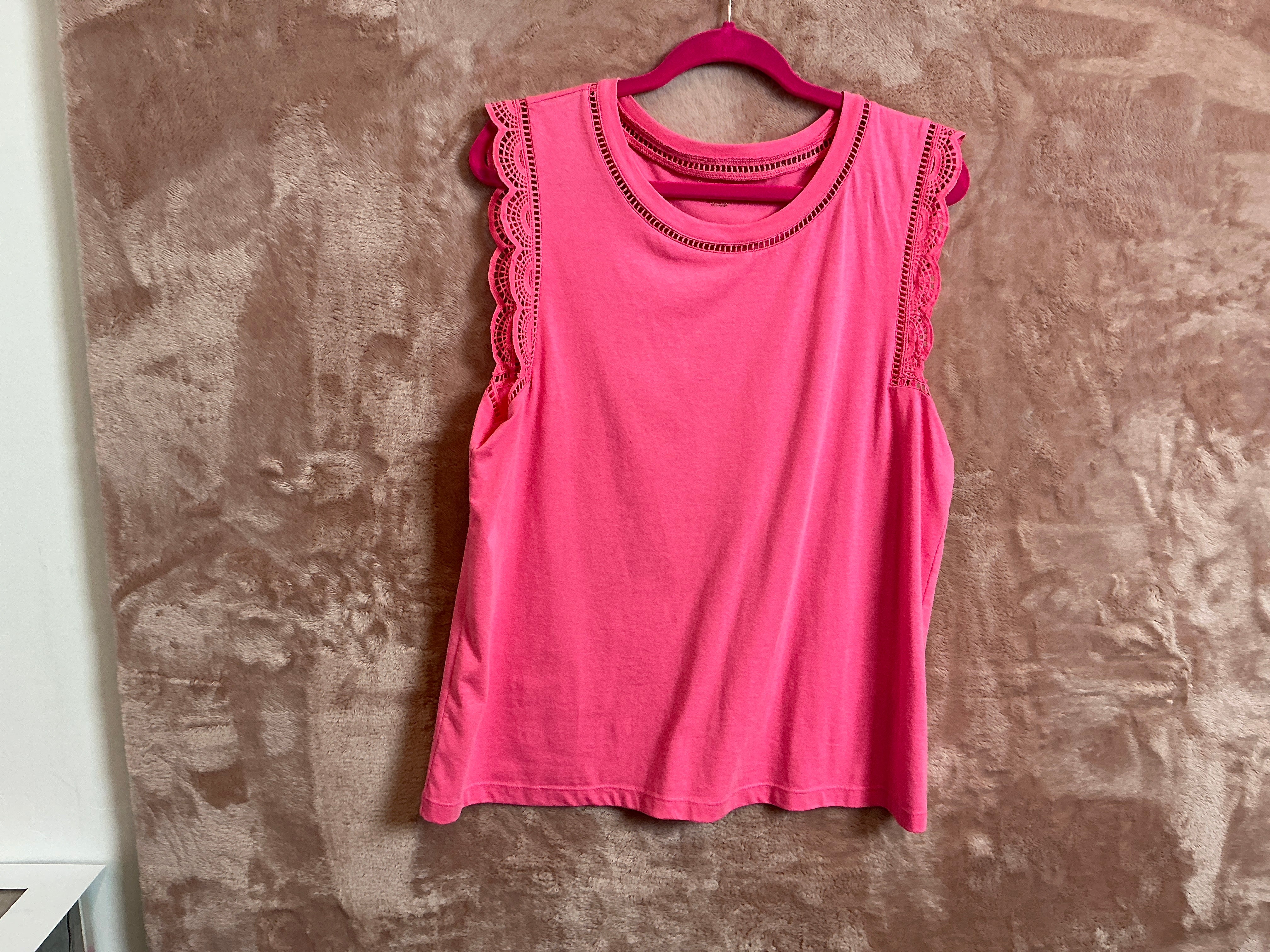 Lilly Pulitzer Top - Size XL