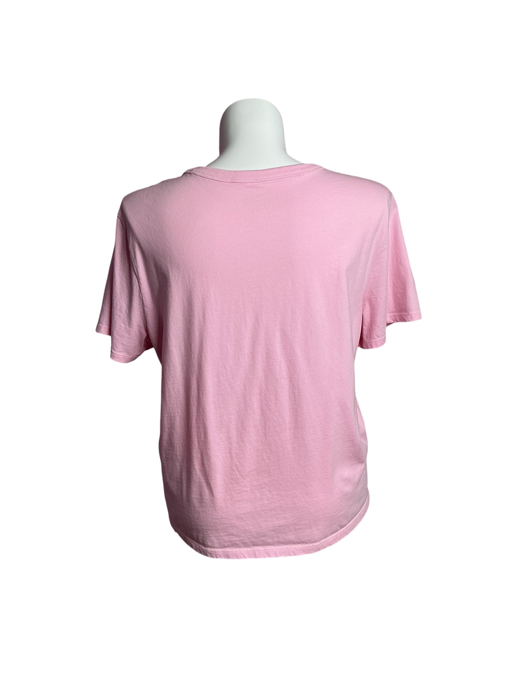 Lilly Pulitzer- Luxletic Rally Tee Peony Pink Holding Court Size XL