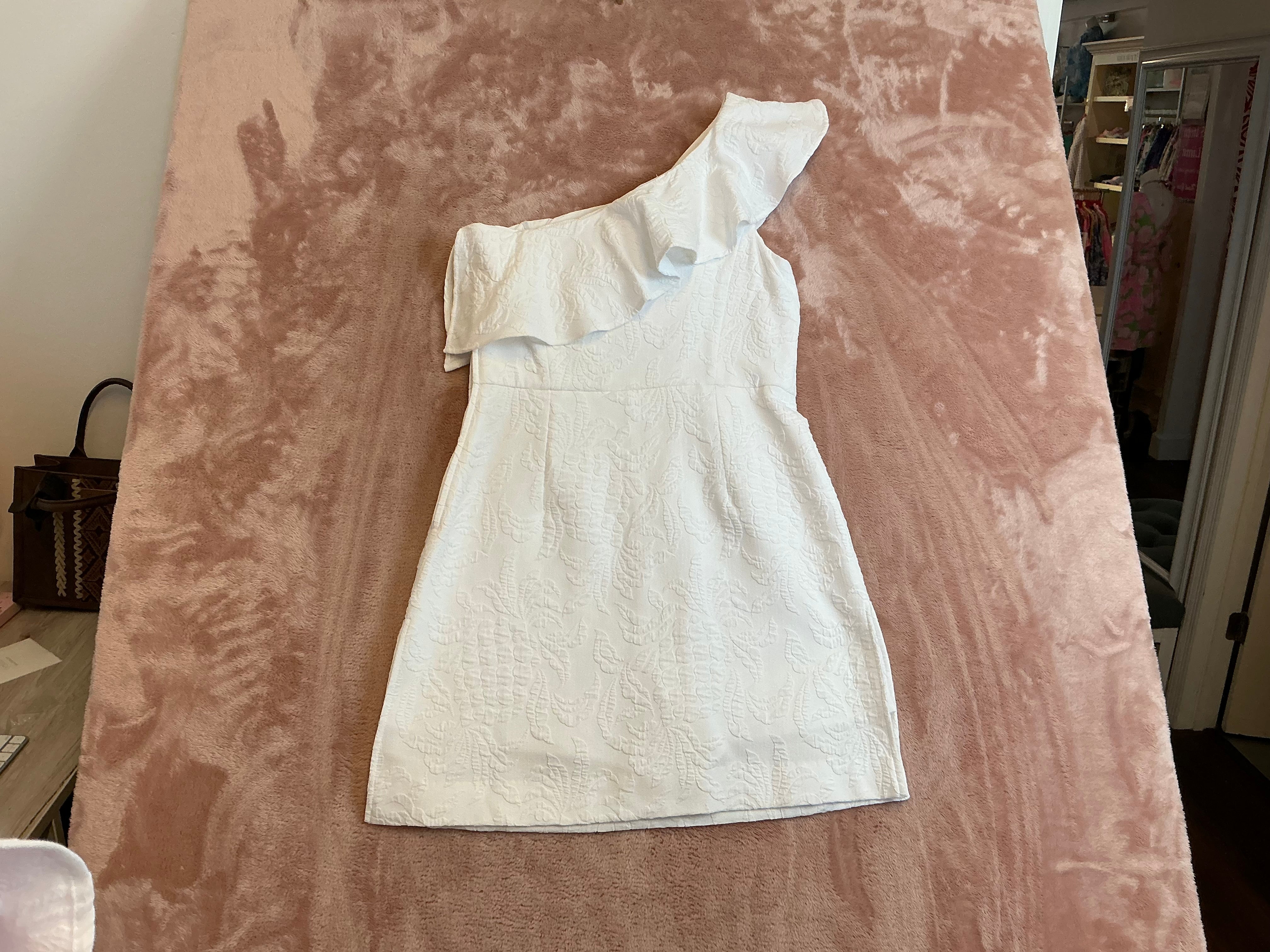 Lilly Pulitzer NWT kipton romper resort white pineapple pucker - Size 8