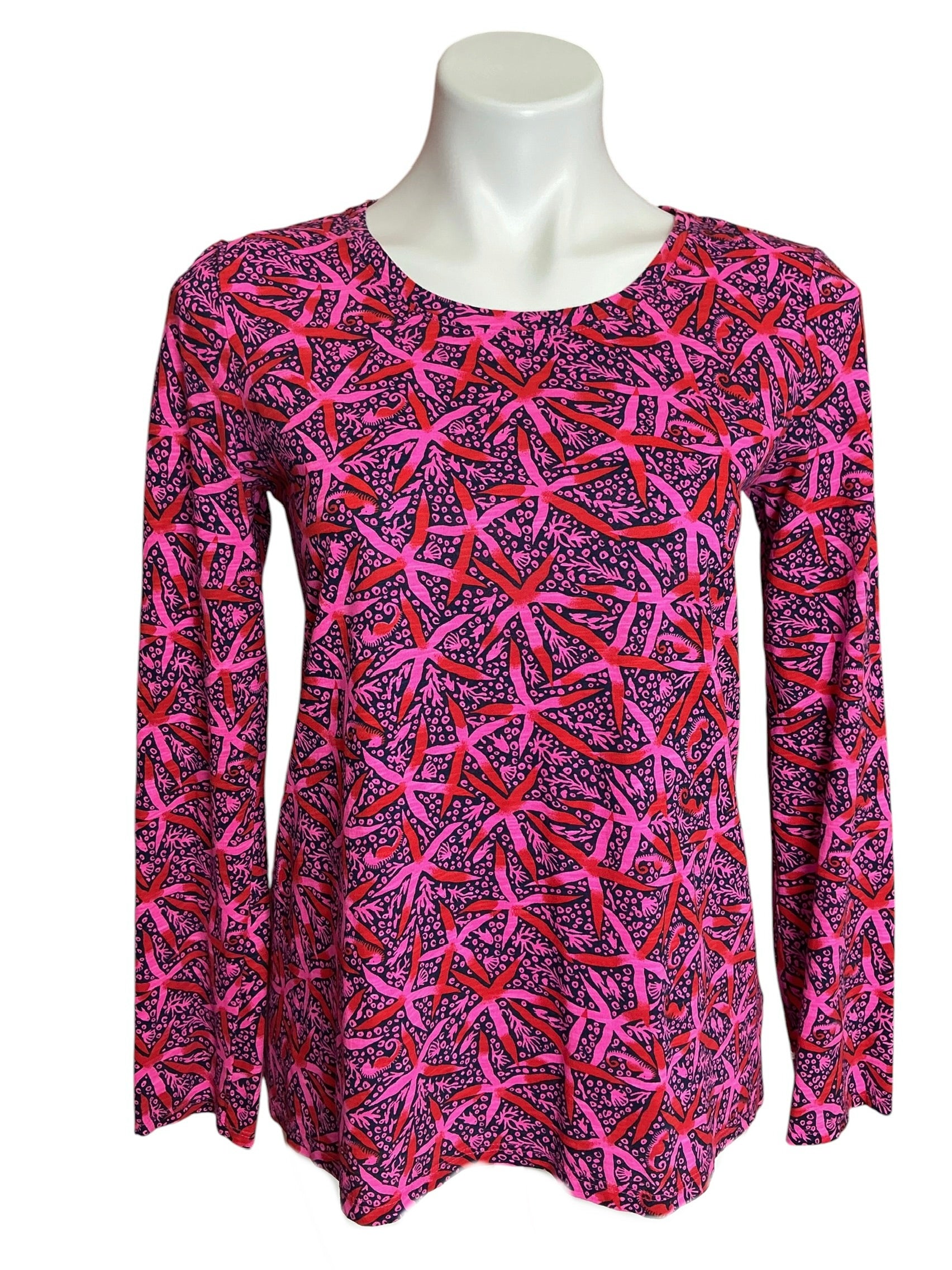 Lilly Pulitzer Etta Scoop Neck Long Sleeve Top Passion Fruit Pink Star Searching - Size XS