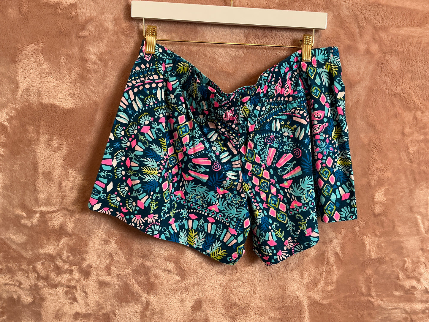 Lilly Pulitzer Short - Size L