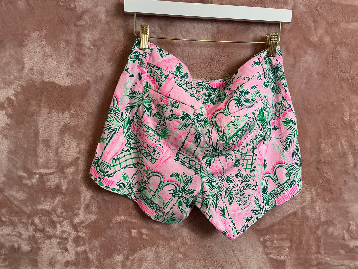Lilly Pulitzer Short - Size 2