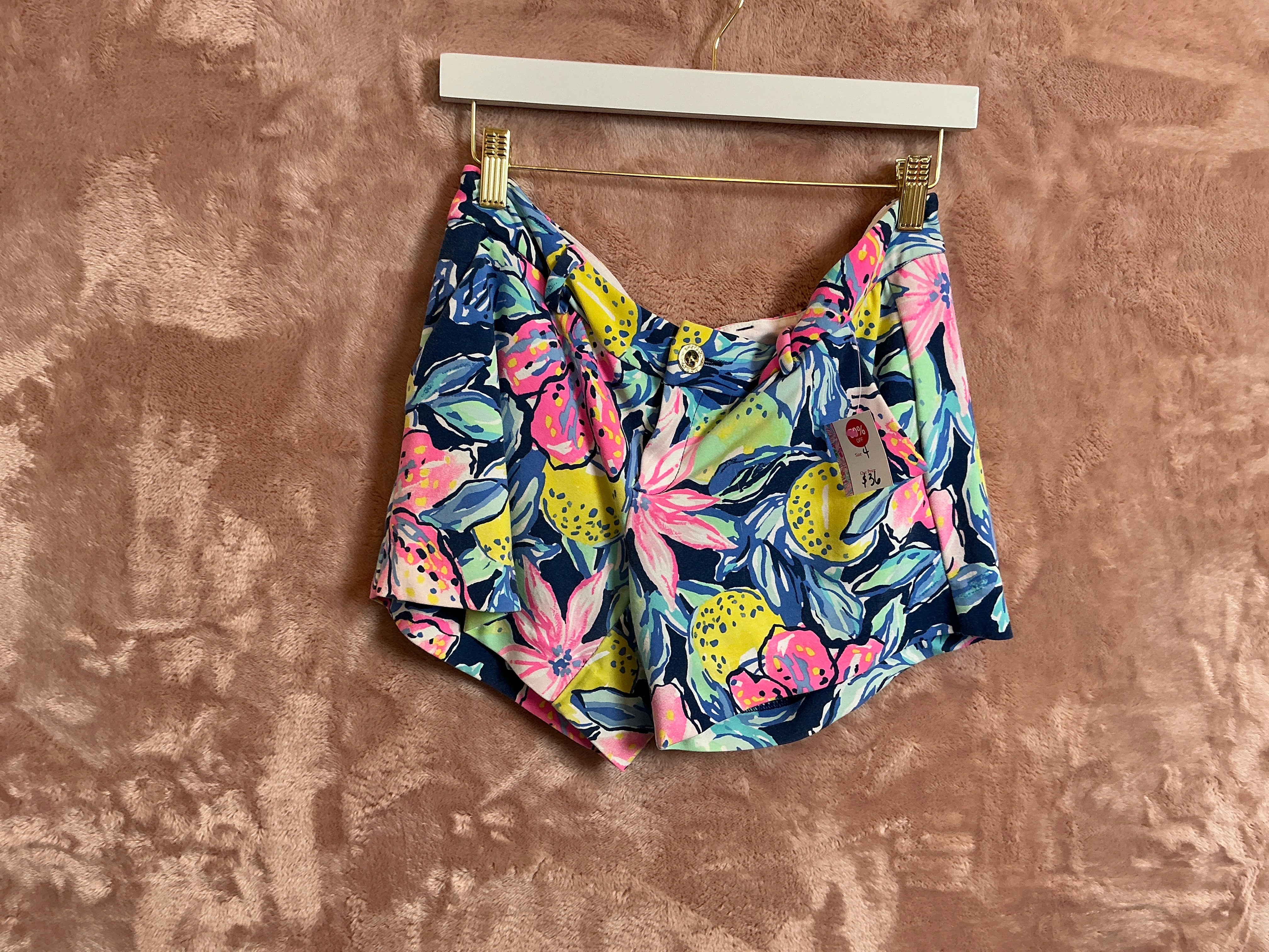 Lilly Pulitzer Short - Size 4
