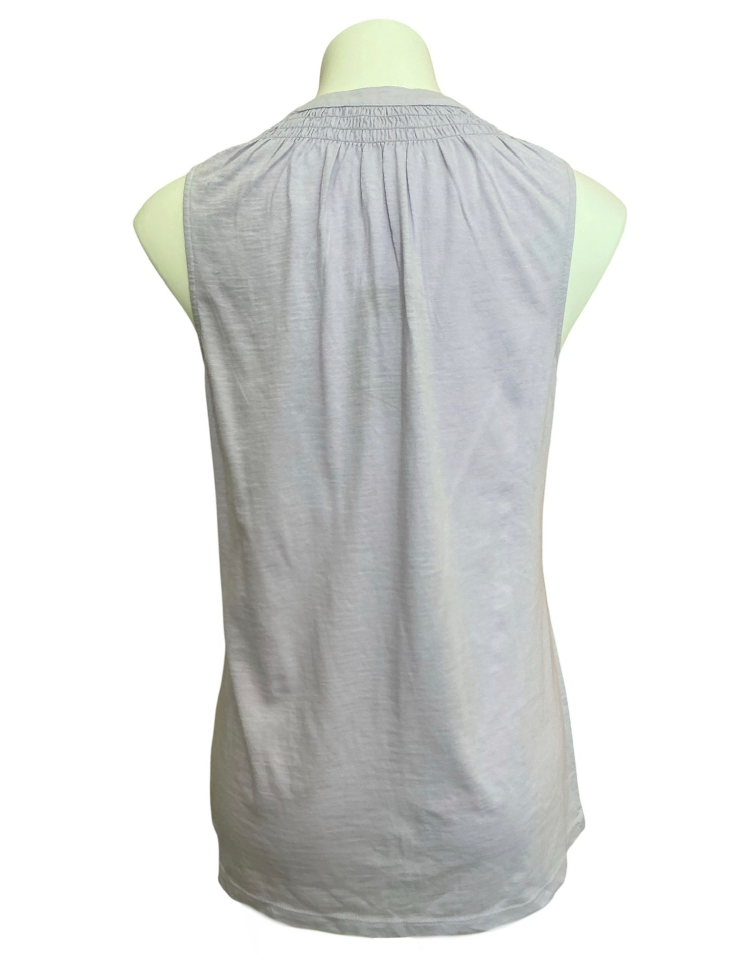 Lilly Pulitzer NWT Essie Top Light Lilac Verbena - Size M
