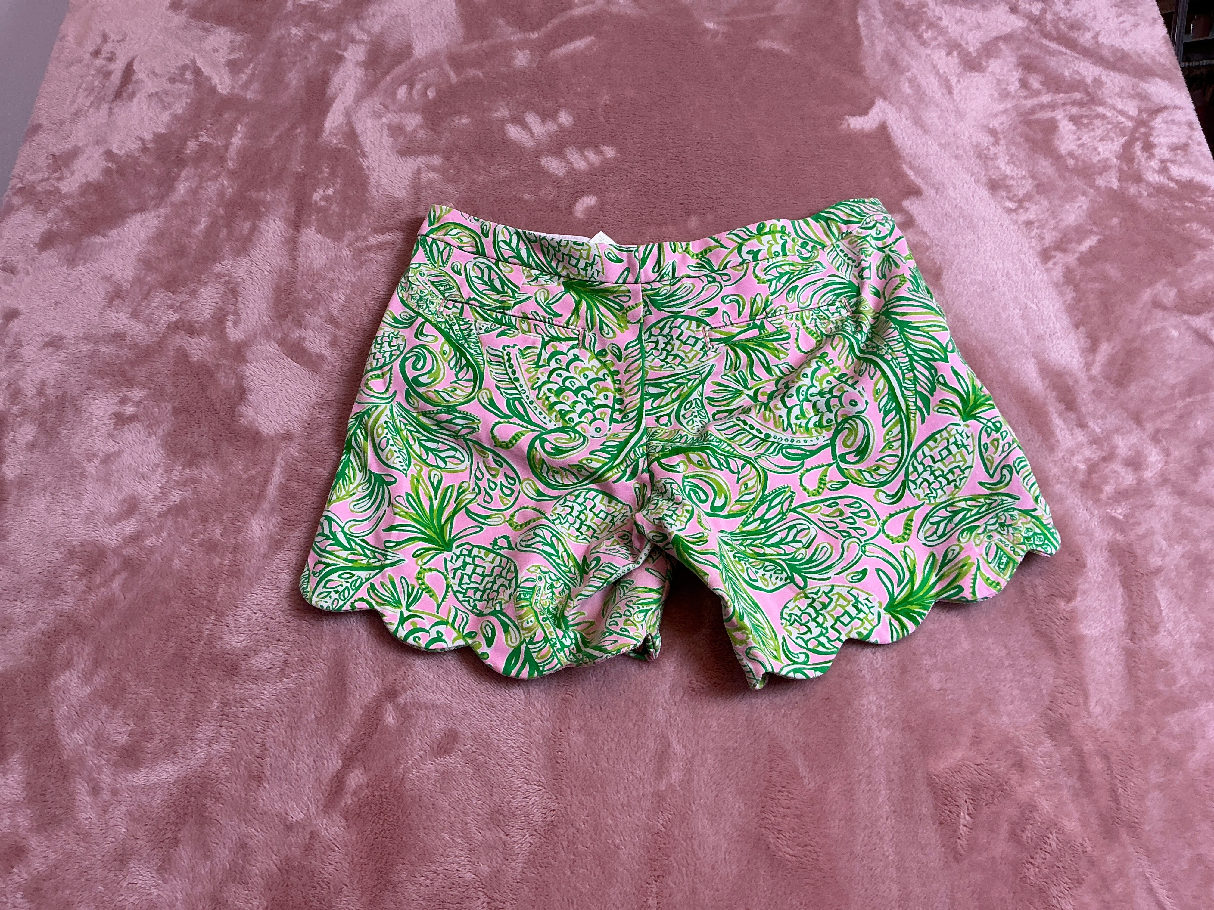 Lilly Pulitzer Short - Size 12