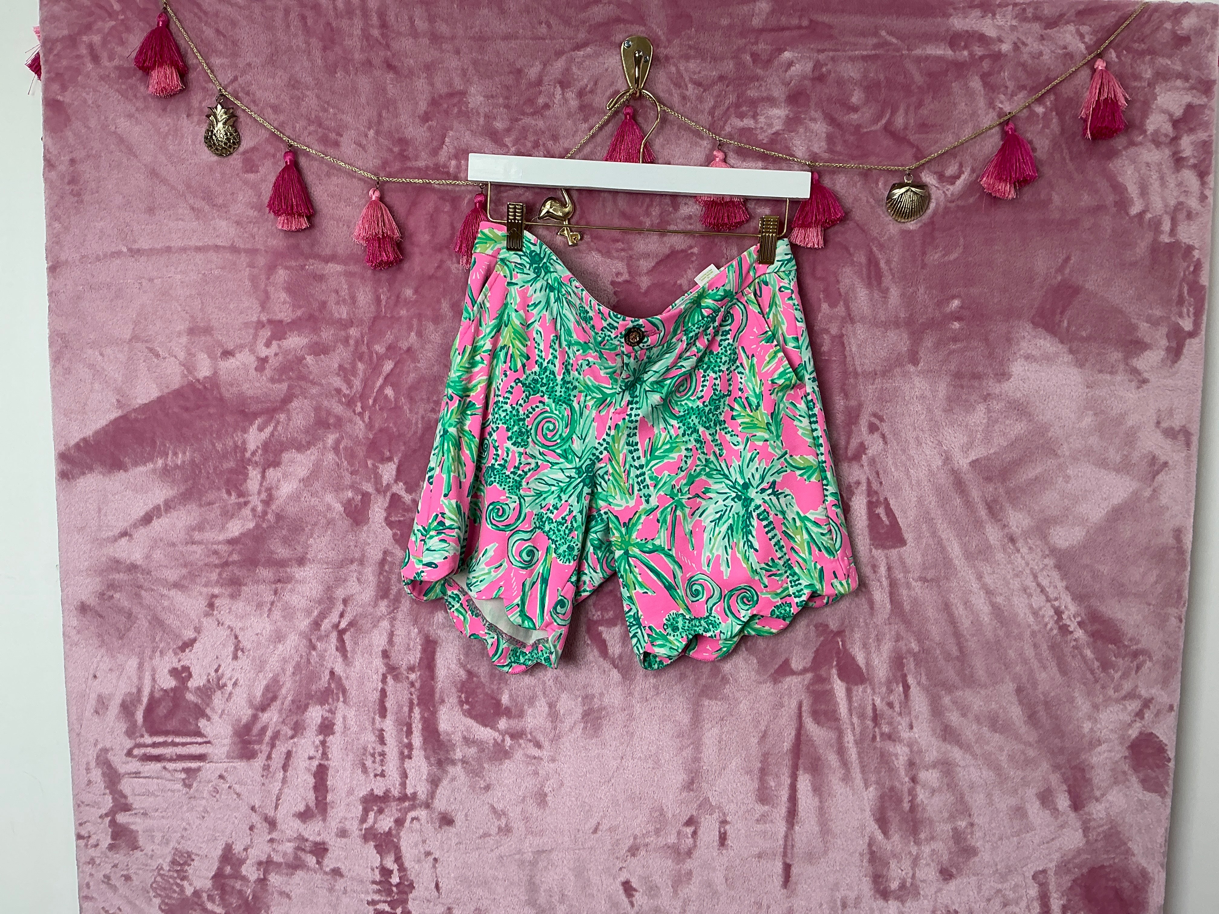 Lilly Pulitzer Short - Size 6