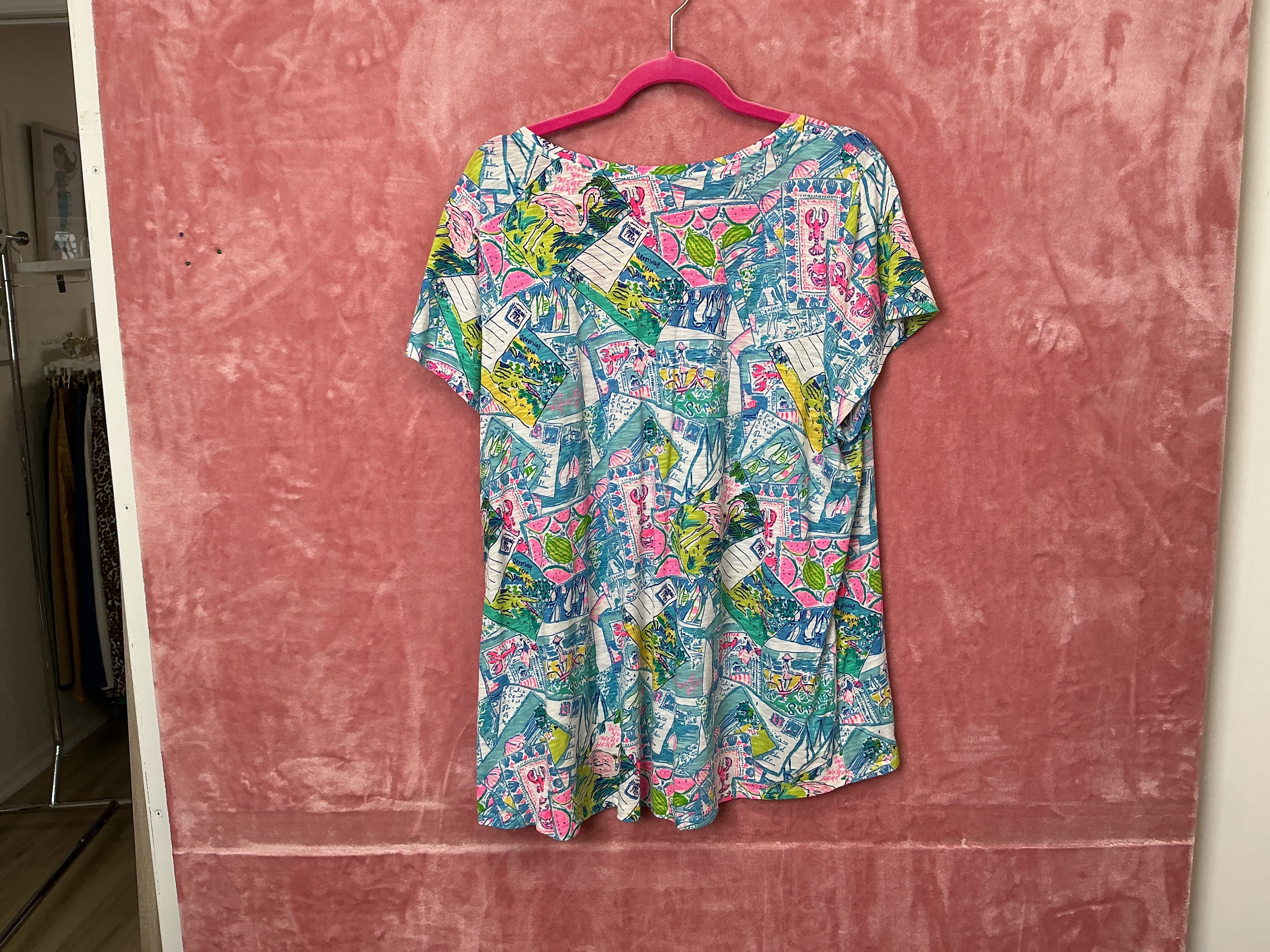 Lilly Pulitzer Short Sleeve Top - Size XL
