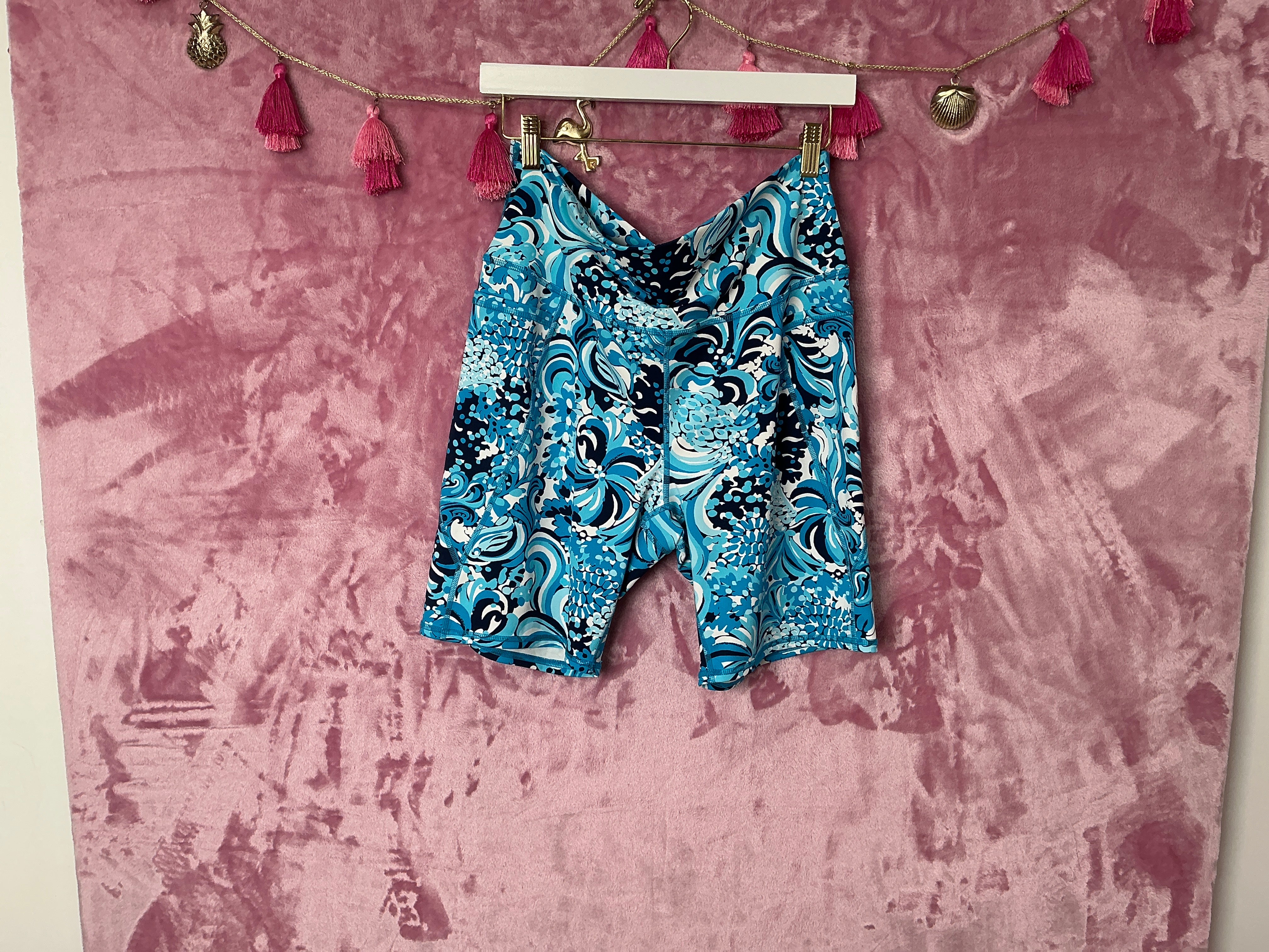 Lilly Pulitzer Short - Size XL