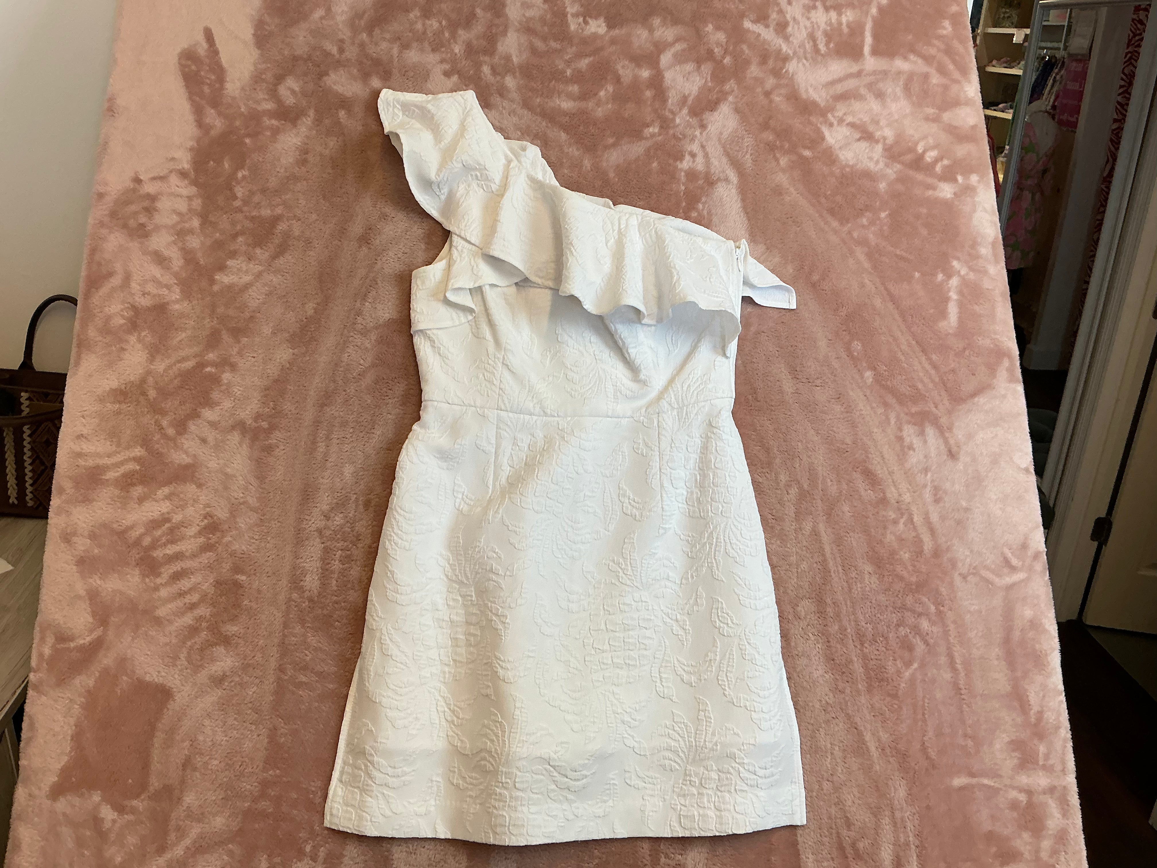 Lilly Pulitzer romper - Size 8