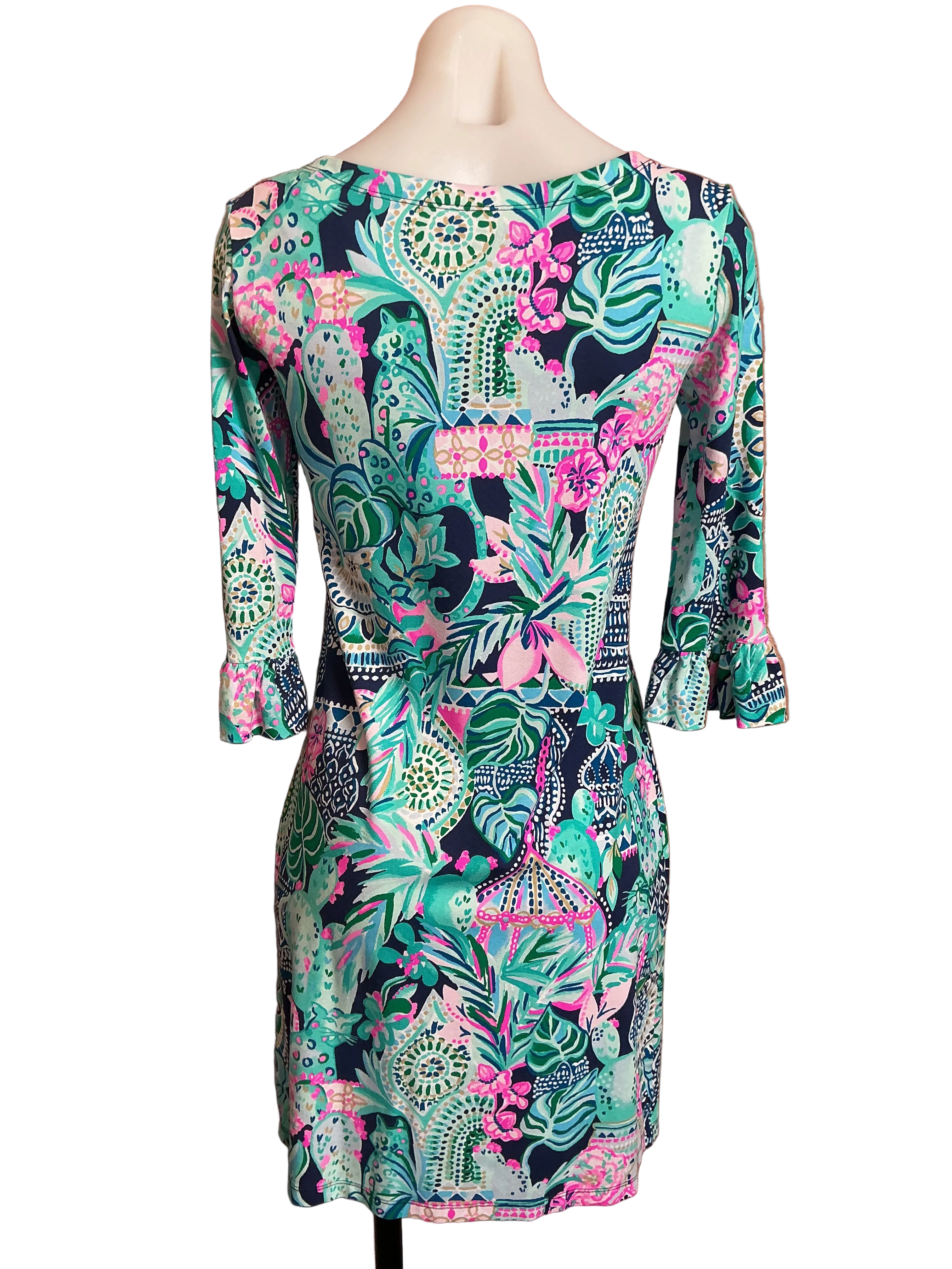 Lilly Pulitzer UPF 50+ Sophie Ruffle Dress in the "Lookin Sharp" print - Size XS