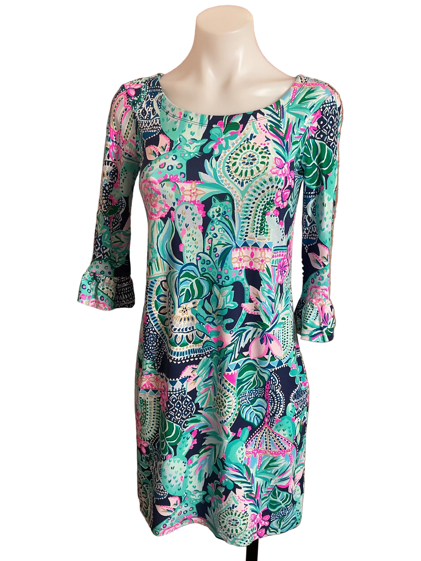 Lilly Pulitzer UPF 50+ Sophie Ruffle Dress in the "Lookin Sharp" print - Size XS