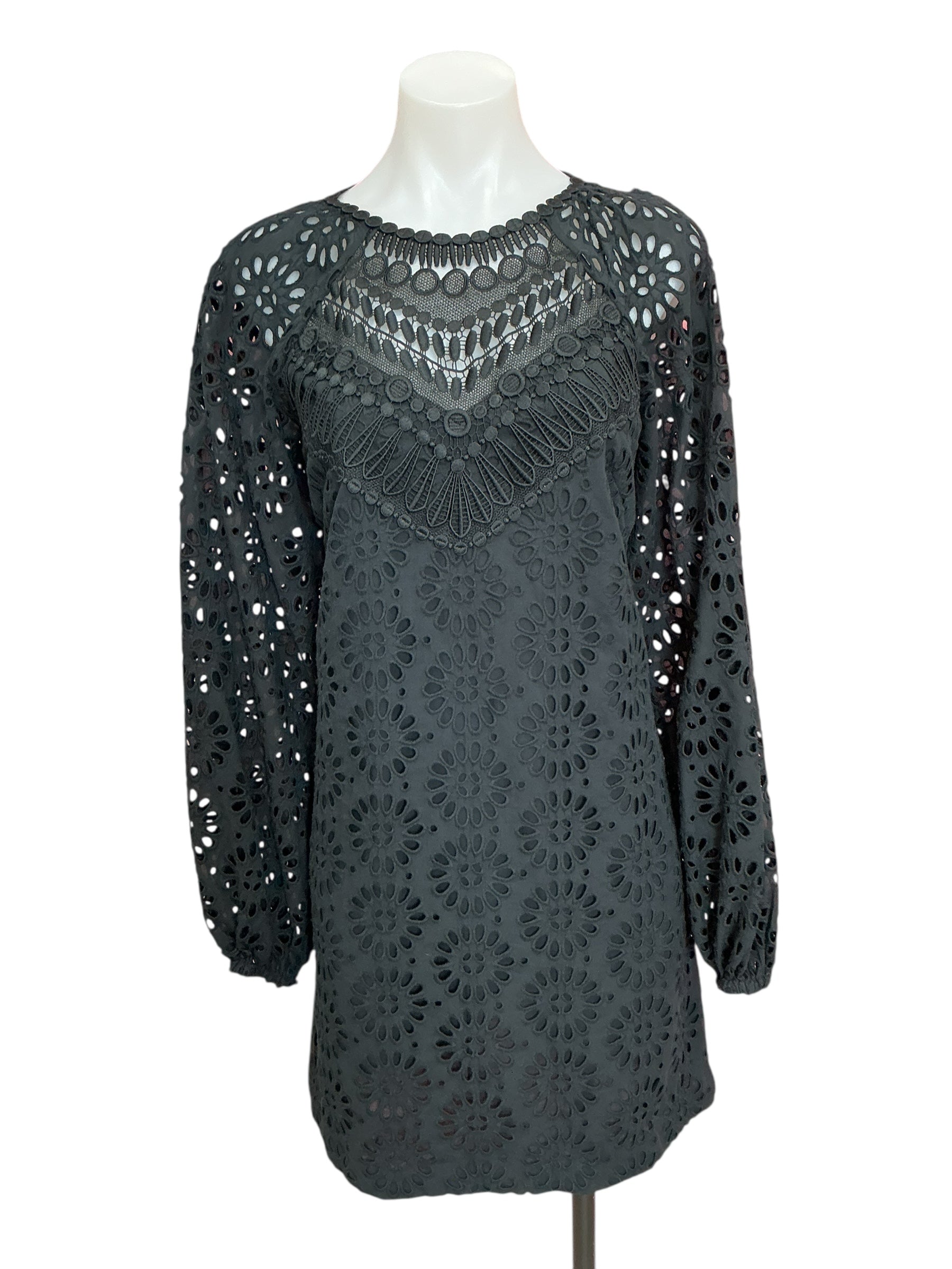 Lilly Pulitzer Priscilla Long Sleeve Eyelet Dress Onyx Oversized Pinwheel Eyelet - Size 4