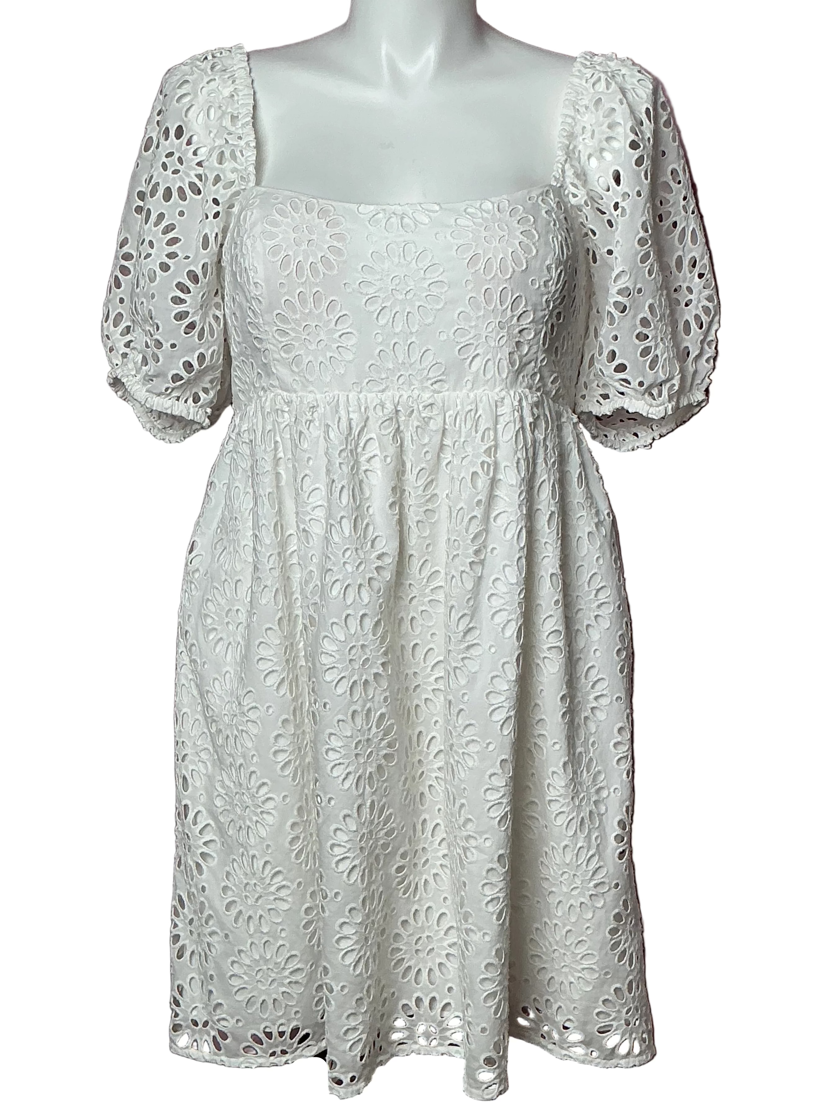 Lilly Pulitzer NWT - Kay Short Sleeve Eyelet Dress - Resort White Oversized Pinwheel Eyelet - Size 14