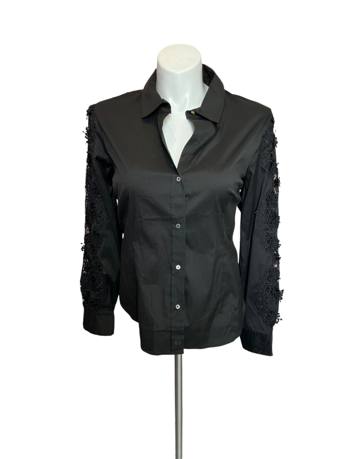 Lilly Pulitzer NWT The Lace Lilly Shirt Noir - Size XL